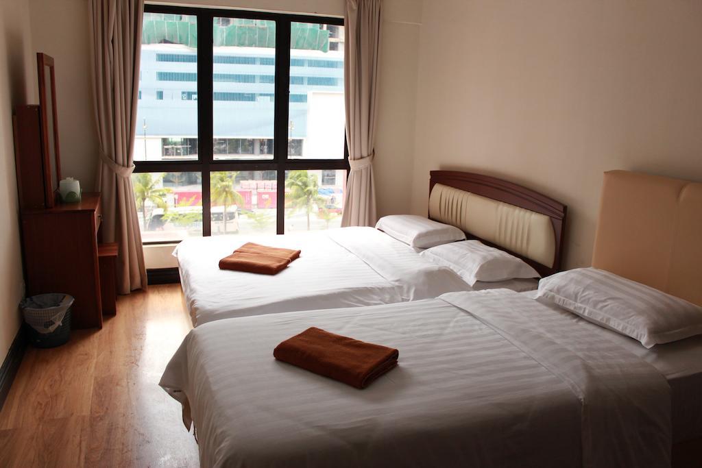 Marina Court Kota Kinabalu- Bigger Group Stay Together- 6 Bedroom Apartments 客房 照片