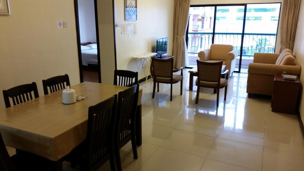 Marina Court Kota Kinabalu- Bigger Group Stay Together- 6 Bedroom Apartments 客房 照片