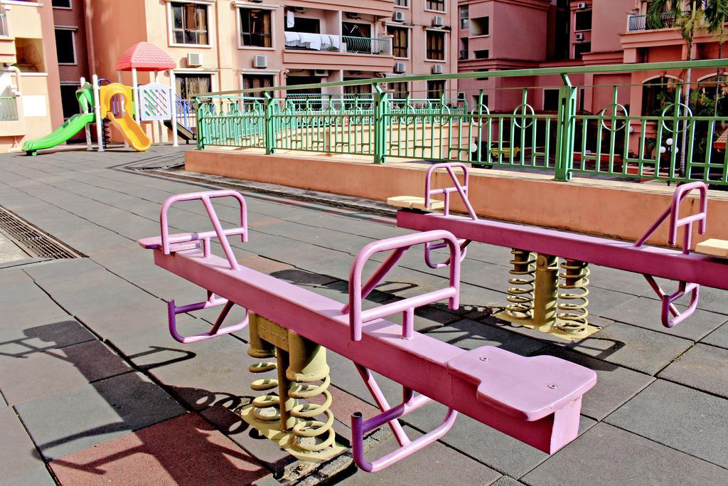 Marina Court Kota Kinabalu- Bigger Group Stay Together- 6 Bedroom Apartments 外观 照片