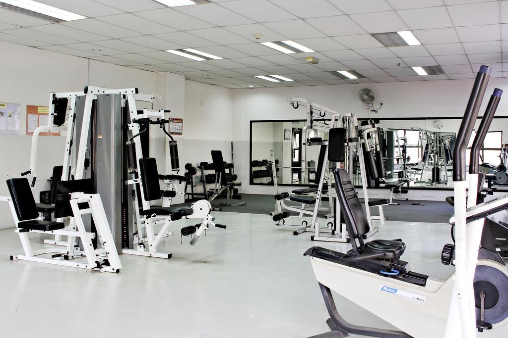 Marina Court Kota Kinabalu- Bigger Group Stay Together- 6 Bedroom Apartments 外观 照片