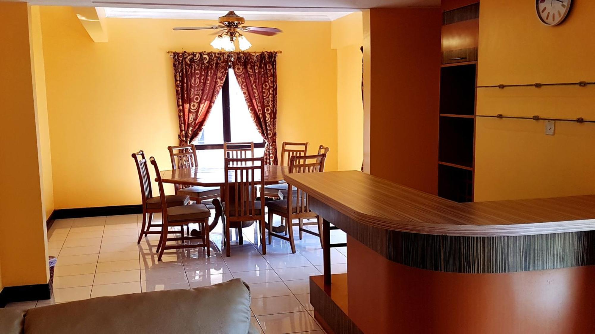 Marina Court Kota Kinabalu- Bigger Group Stay Together- 6 Bedroom Apartments 外观 照片
