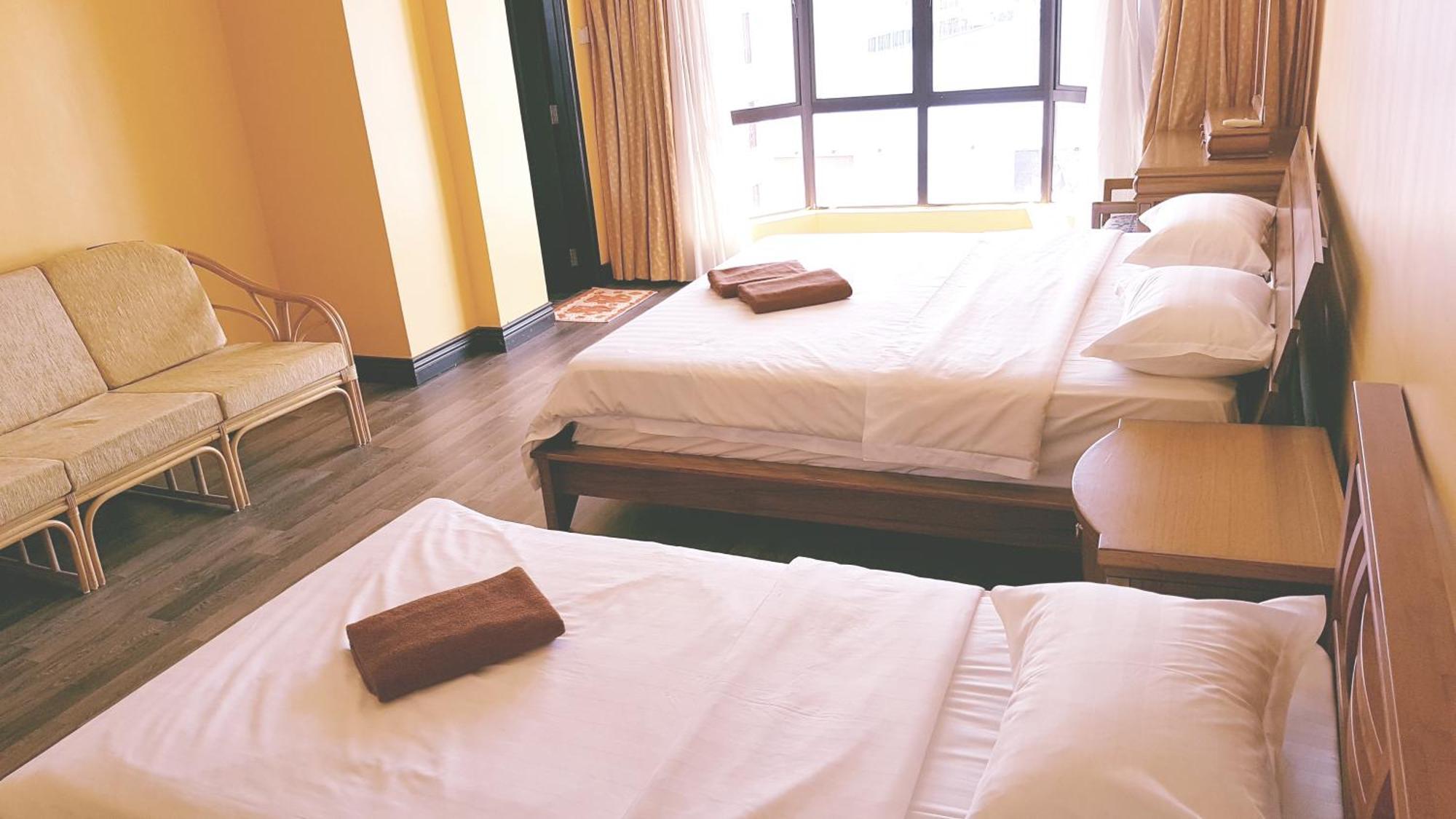Marina Court Kota Kinabalu- Bigger Group Stay Together- 6 Bedroom Apartments 外观 照片