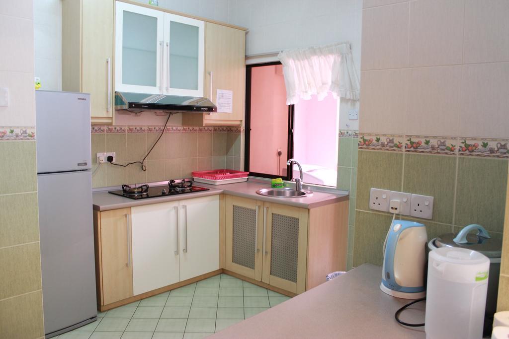 Marina Court Kota Kinabalu- Bigger Group Stay Together- 6 Bedroom Apartments 外观 照片